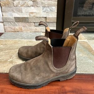 Rustic Brown Blundstone Chelsea Boots